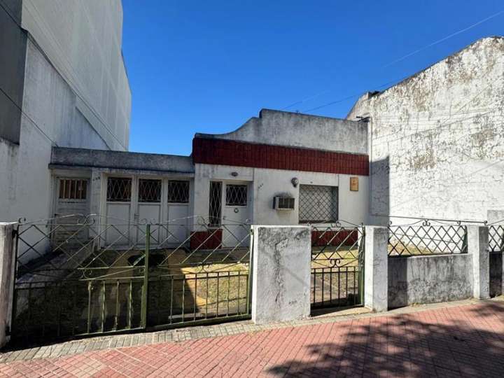 Casa en venta en Tomás Godoy Cruz, 456, Buenos Aires