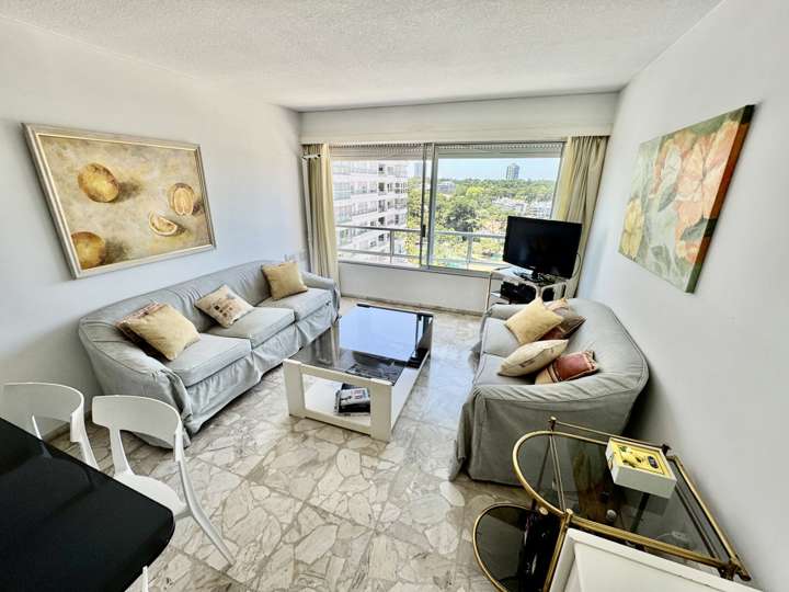 Apartamento en venta en Rambla Doctor Claudio Williman, Maldonado