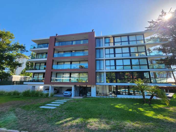 Apartamento en alquiler en Punta Del Este