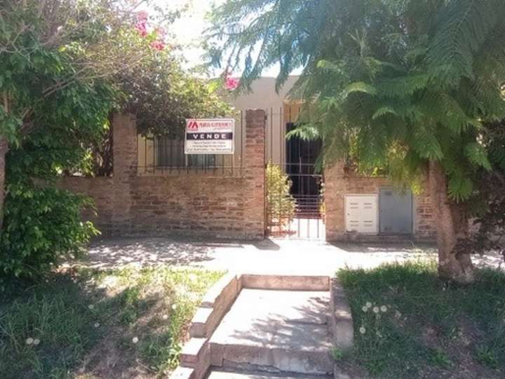 Casa en venta en Roma, Garín