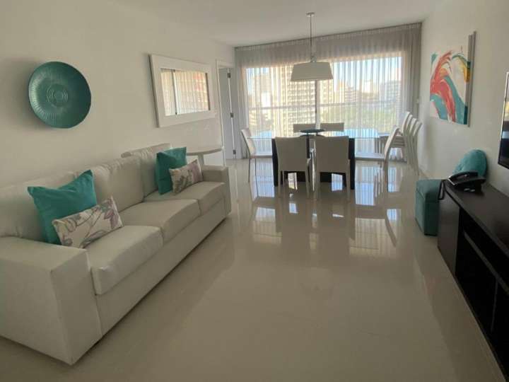 Apartamento en venta en Punta Del Este