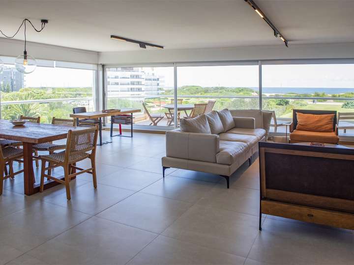 Apartamento en venta en Punta Del Este