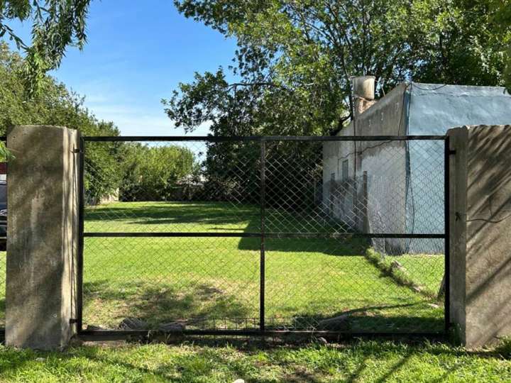 Terreno en venta en Calle 119, Brandsen