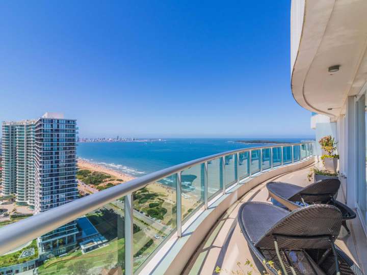 Apartamento en venta en Punta Del Este