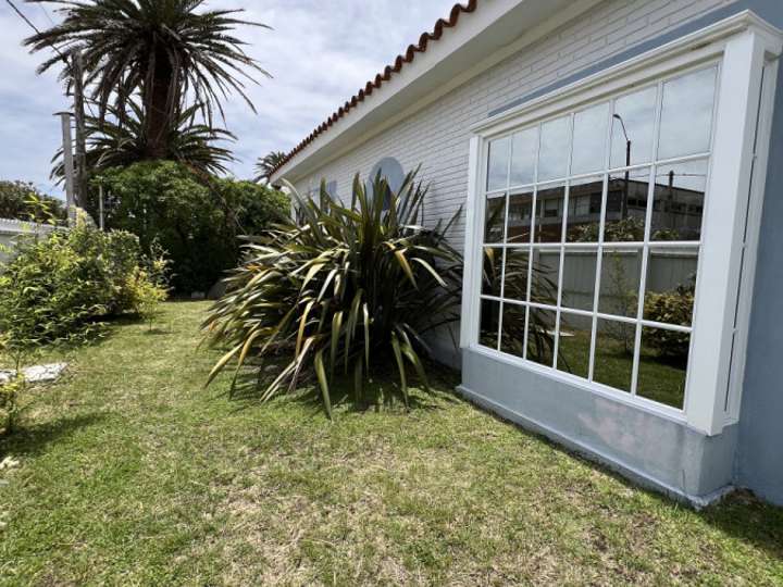 Casa en venta en Rambla General Artigas, Punta Del Este
