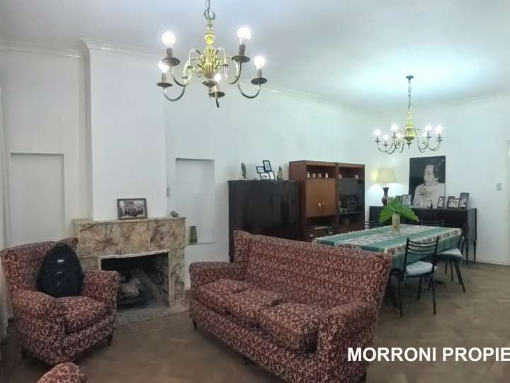 Casa en venta en Coronel José Félix Bogado, 2869, Buenos Aires