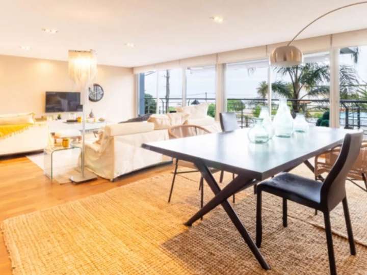 Apartamento en venta en Avenida Luis Alberto de Herrera, Montevideo