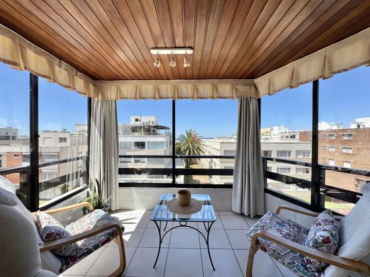 Apartamento en venta en Los Arrecifes (Calle 25), Punta Del Este