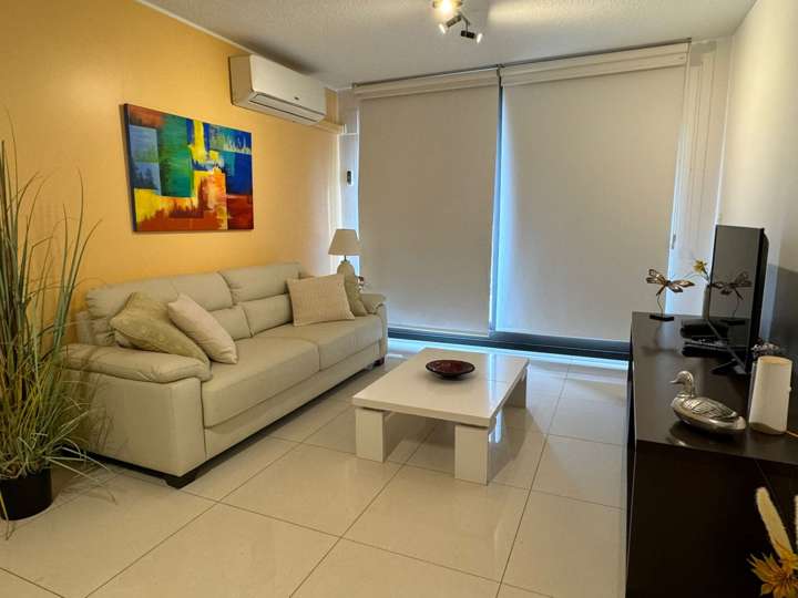 Apartamento en alquiler en Punta Del Este