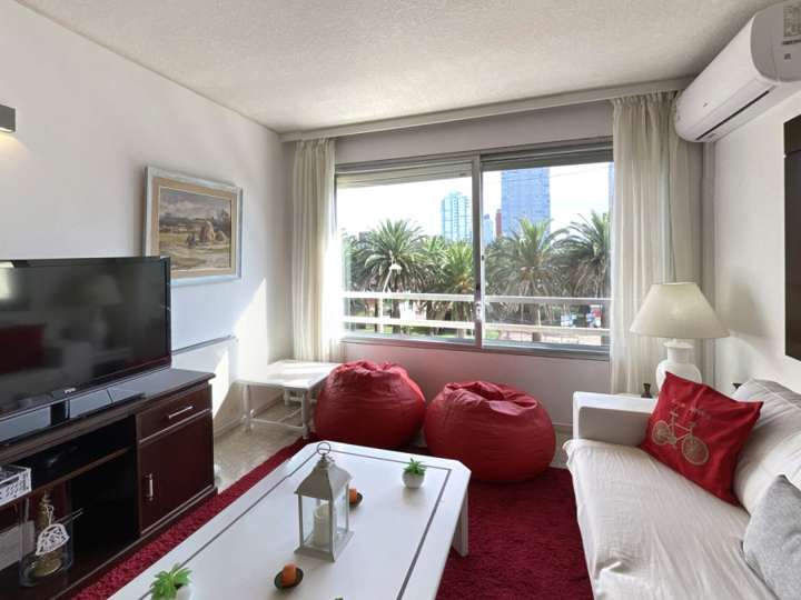 Apartamento en alquiler en Los Arrecifes (Calle 25), Punta Del Este