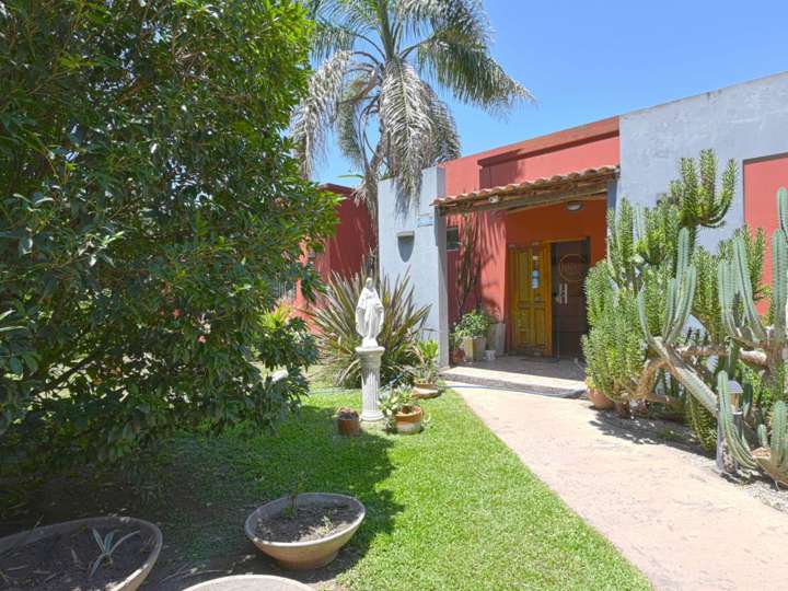 Casa en venta en Walter Scott, Buenos Aires