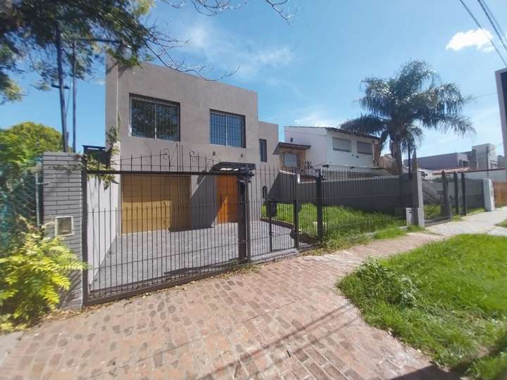 Casa en venta en Paysandú, 1080, Buenos Aires