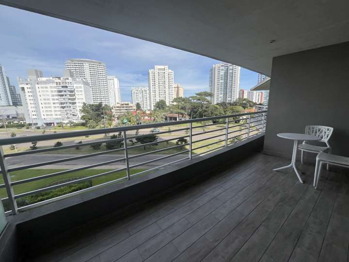 Apartamento en venta en Punta Del Este