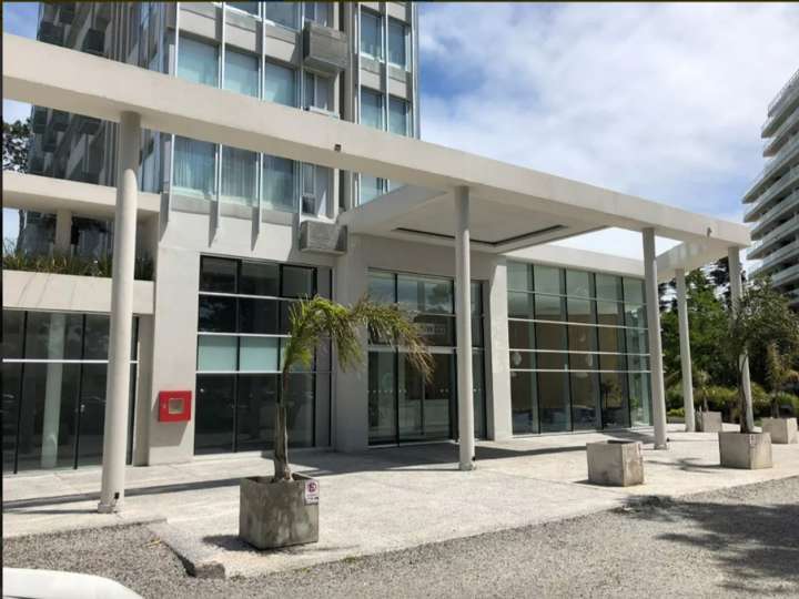 Apartamento en venta en Avenida Franklin Delano Roosevelt, Punta Del Este