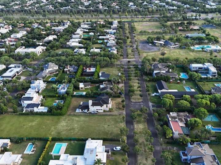 Terreno en venta en Sierra de Los Gigantes, Villa Allende