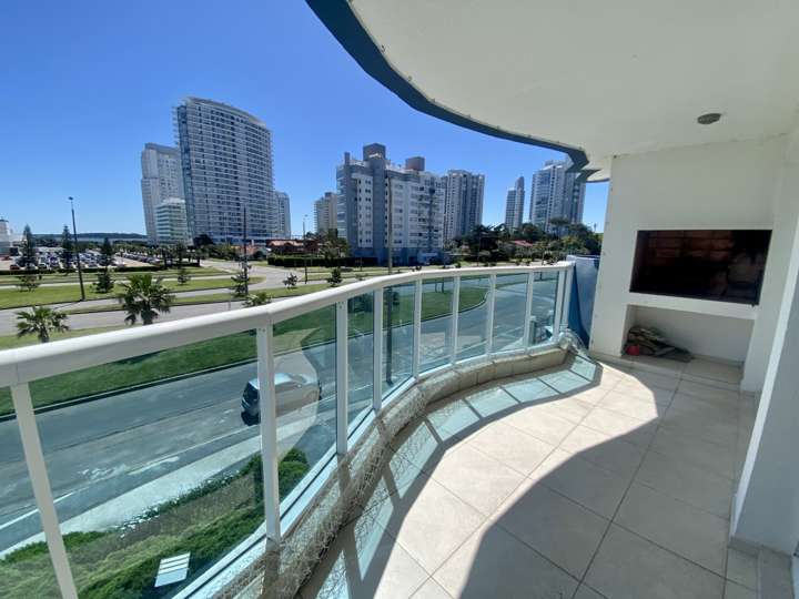 Apartamento en venta en Punta Del Este