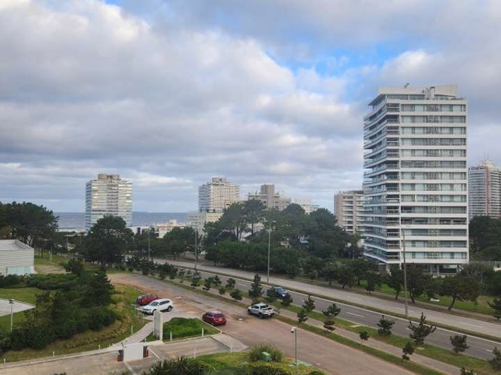 Apartamento en venta en Punta Del Este