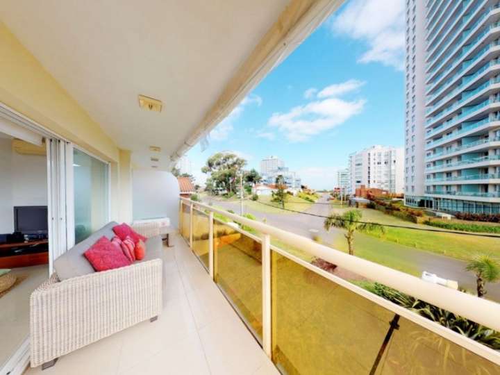 Apartamento en venta en Punta Del Este