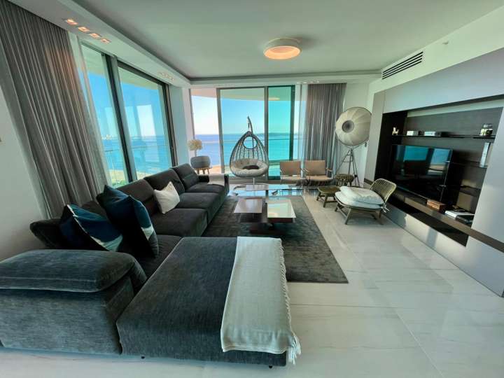 Apartamento en alquiler en Punta Del Este