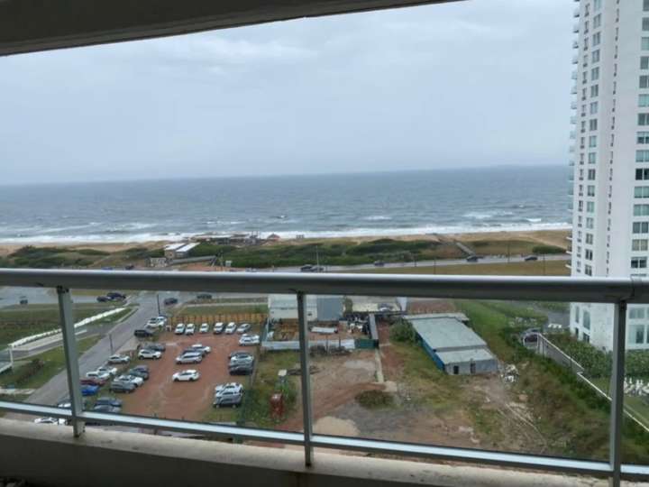 Apartamento en venta en Punta Del Este