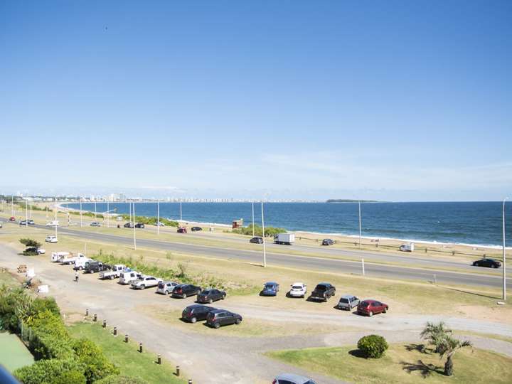 Apartamento en venta en Pinares, Maldonado