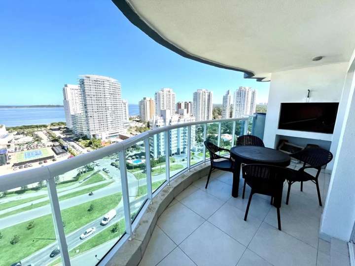 Apartamento en venta en Punta Del Este