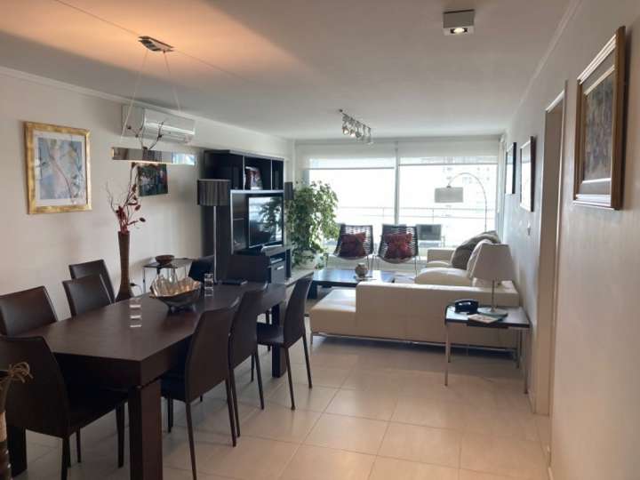 Apartamento en venta en Punta Del Este