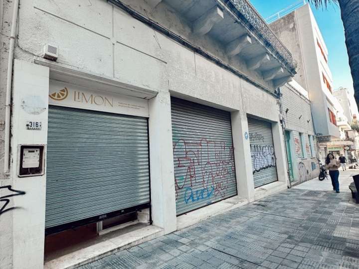 Comercial / Tienda en venta en Ciudad Vieja, Montevideo