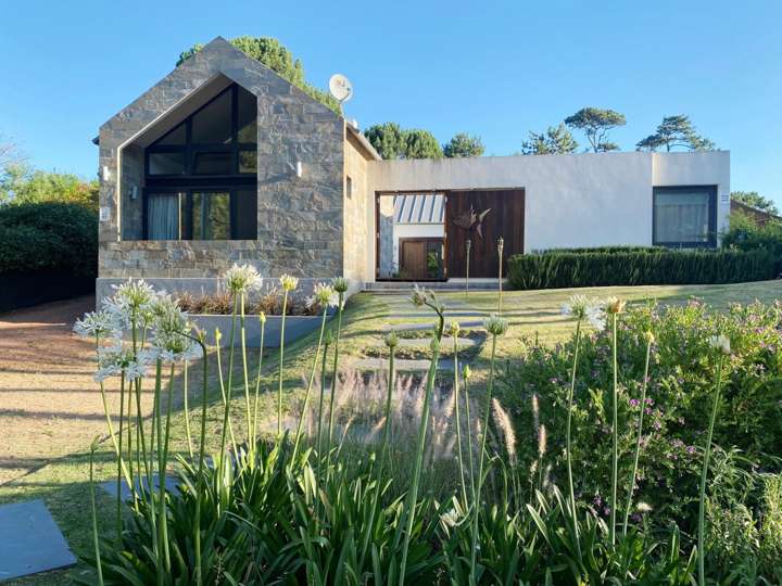 Casa en venta en Pinares, Maldonado