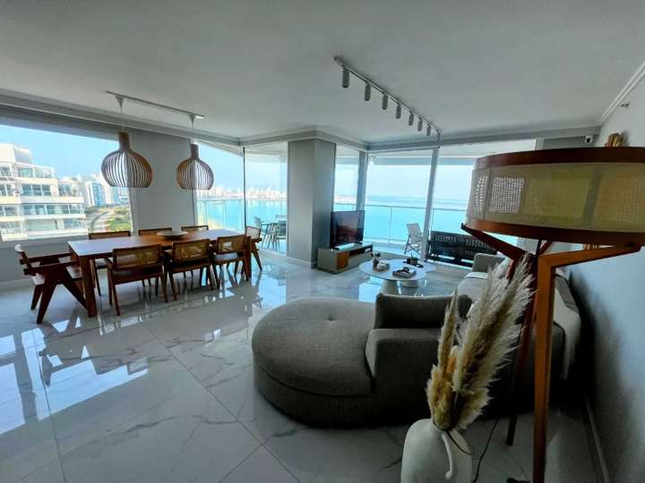 Apartamento en venta en Punta Del Este