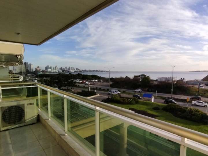 Apartamento en venta en Punta Del Este