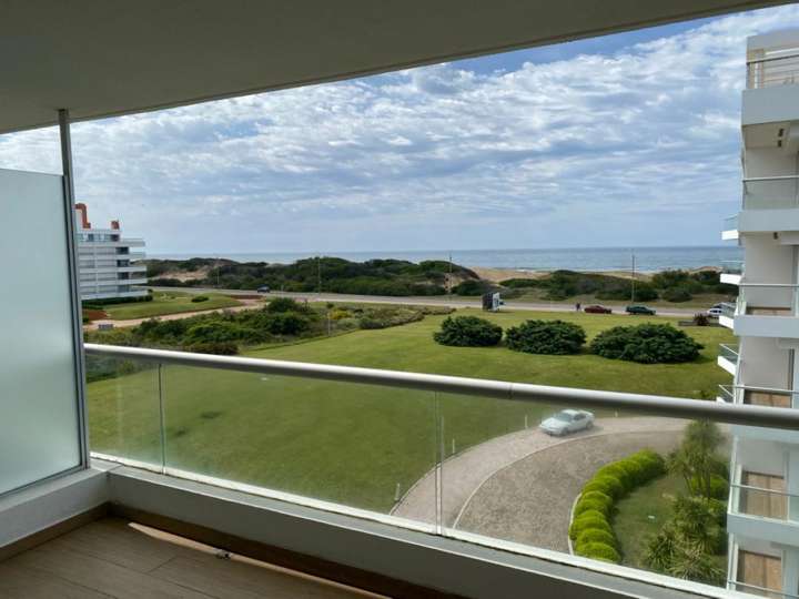Apartamento en venta en Punta Del Este