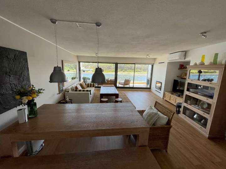 Apartamento en venta en Pinares, Maldonado