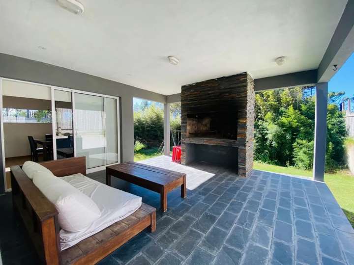 Casa en alquiler en Calle 59 - El Domador, Buenos Aires