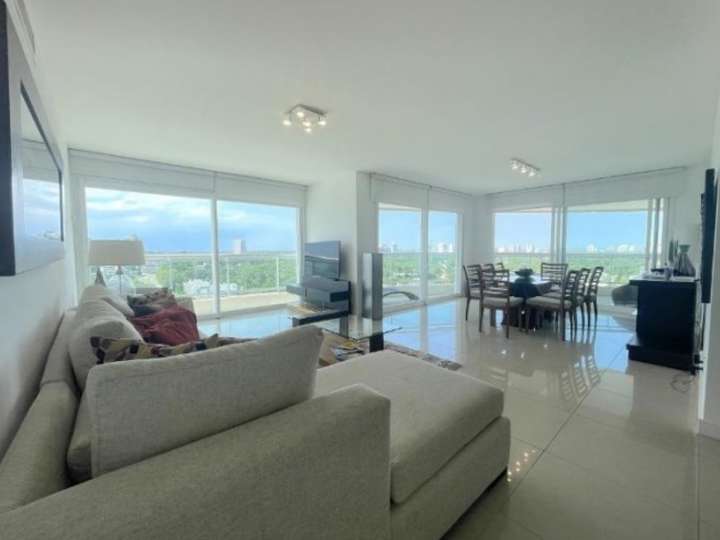 Apartamento en venta en Punta Del Este