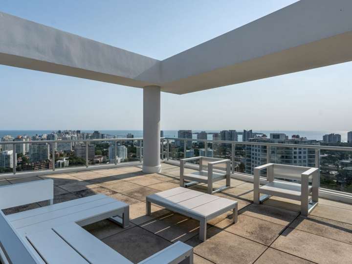 Apartamento en venta en Punta Del Este