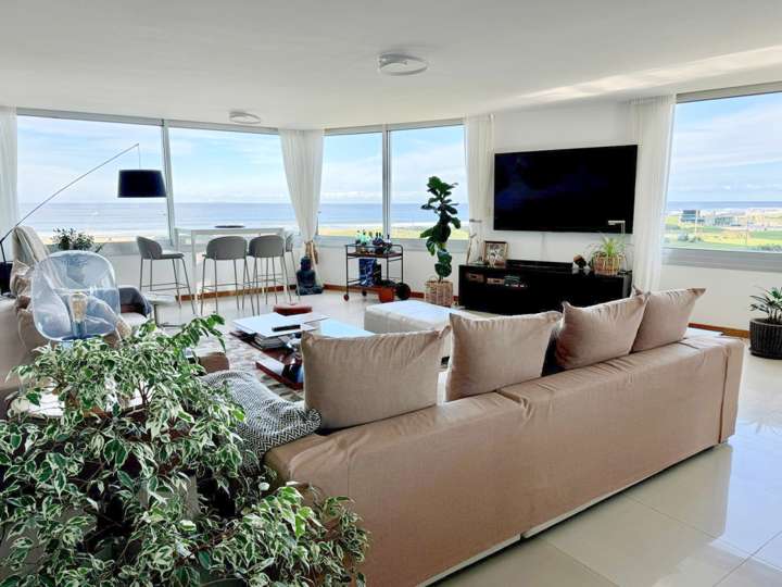 Apartamento en venta en Punta Del Este