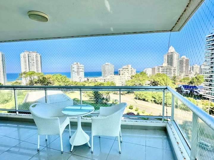 Apartamento en venta en Punta Del Este