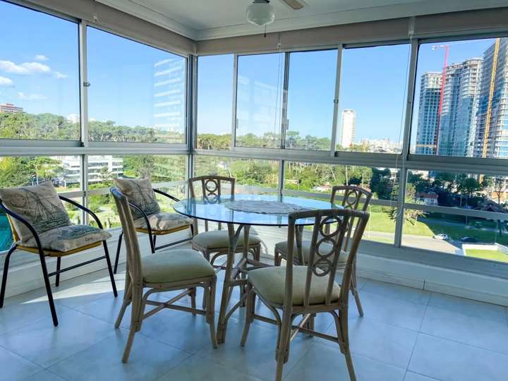 Apartamento en venta en Punta Del Este