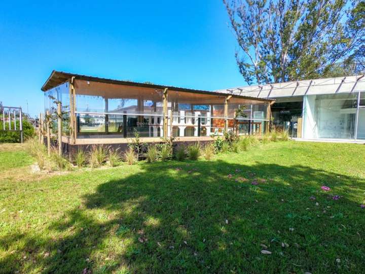 Comercial / Tienda en alquiler en Maldonado