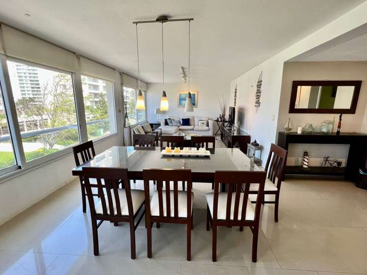 Apartamento en venta en Punta Del Este
