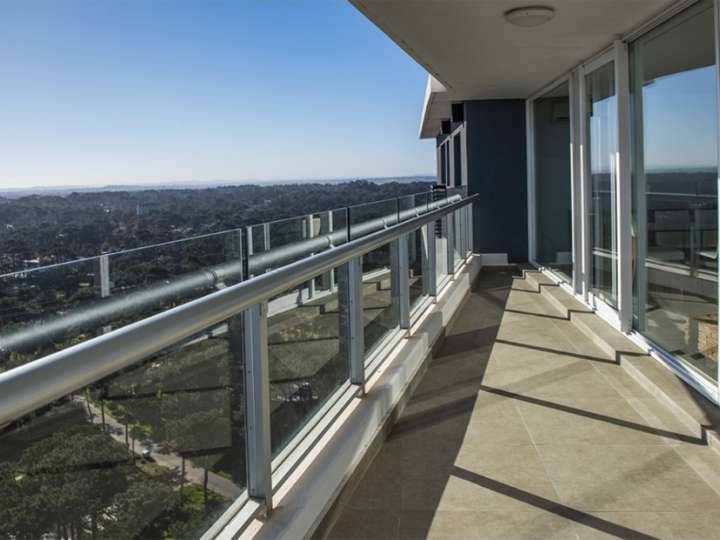 Apartamento en venta en Punta Del Este