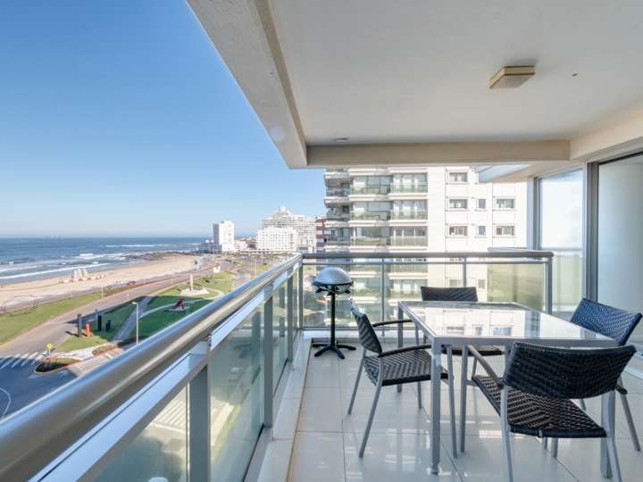 Apartamento en venta en Punta Del Este