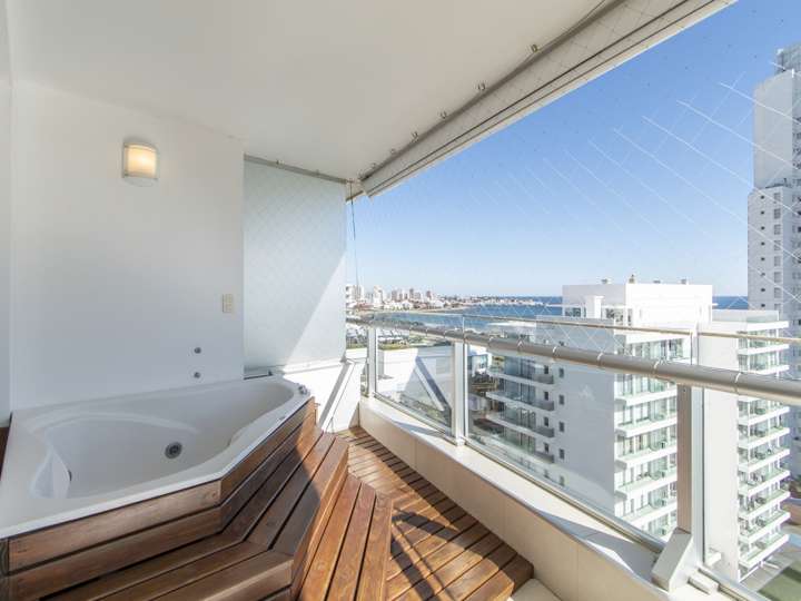 Apartamento en venta en Punta Del Este