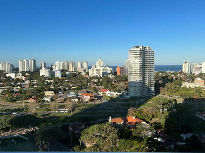 Apartamento en venta en Punta Del Este