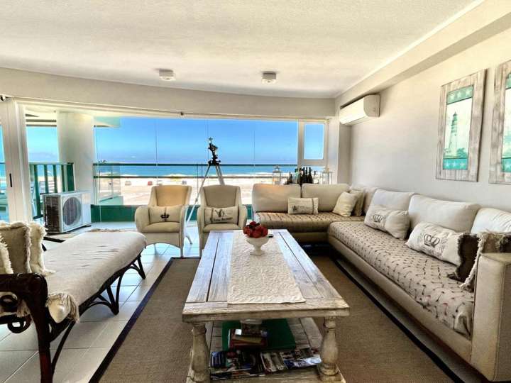 Apartamento en venta en Punta Del Este