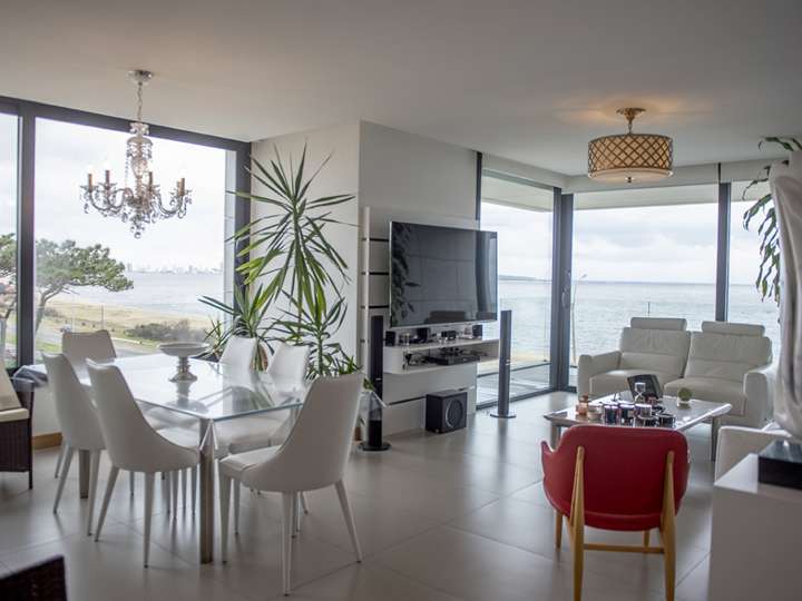 Apartamento en venta en Pinares, Maldonado