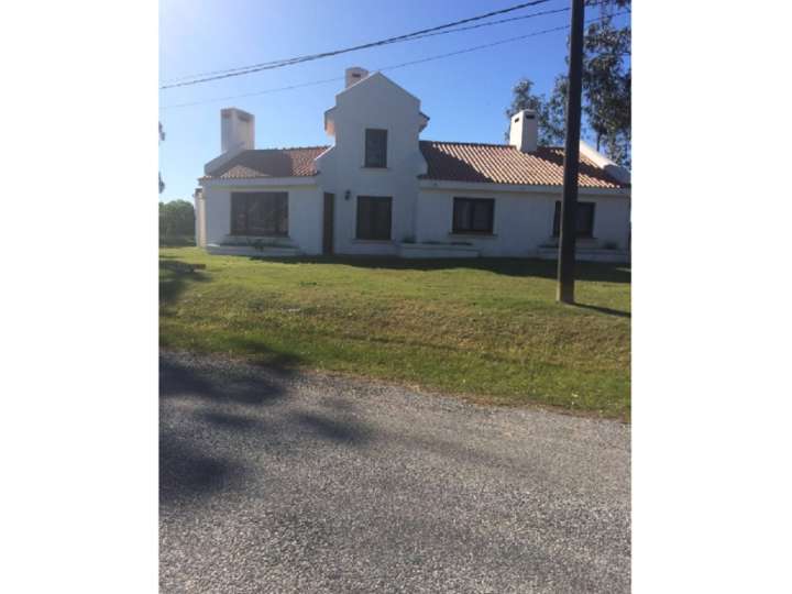 Casa en venta en Pinares, Maldonado