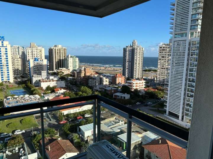 Apartamento en venta en Punta Del Este