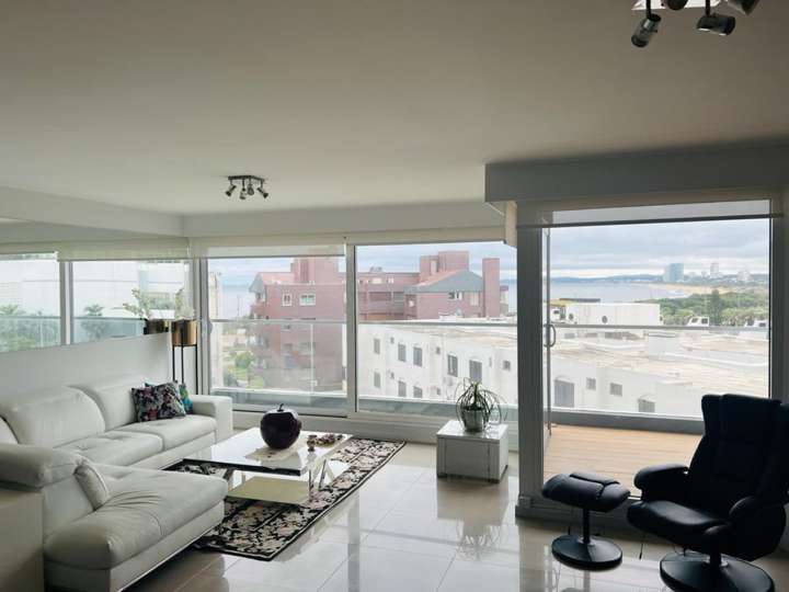 Apartamento en venta en Punta Del Este